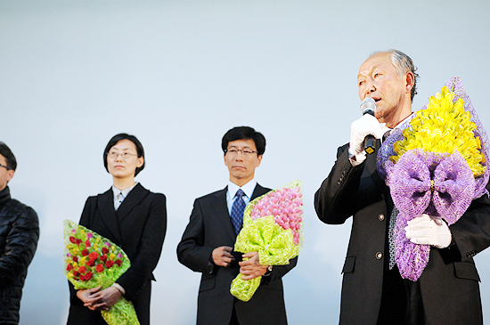 보석 출소한 범민련 남측본부 이규재 의장